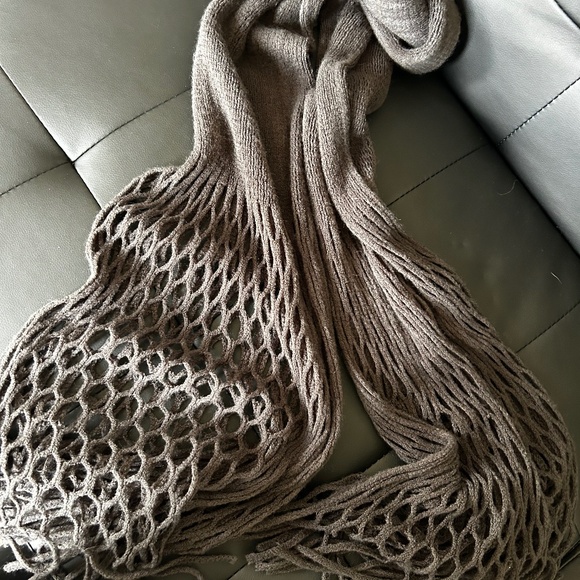 Scarf - Picture 2 of 3